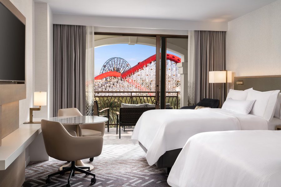 Park Vue Inn — Guest room