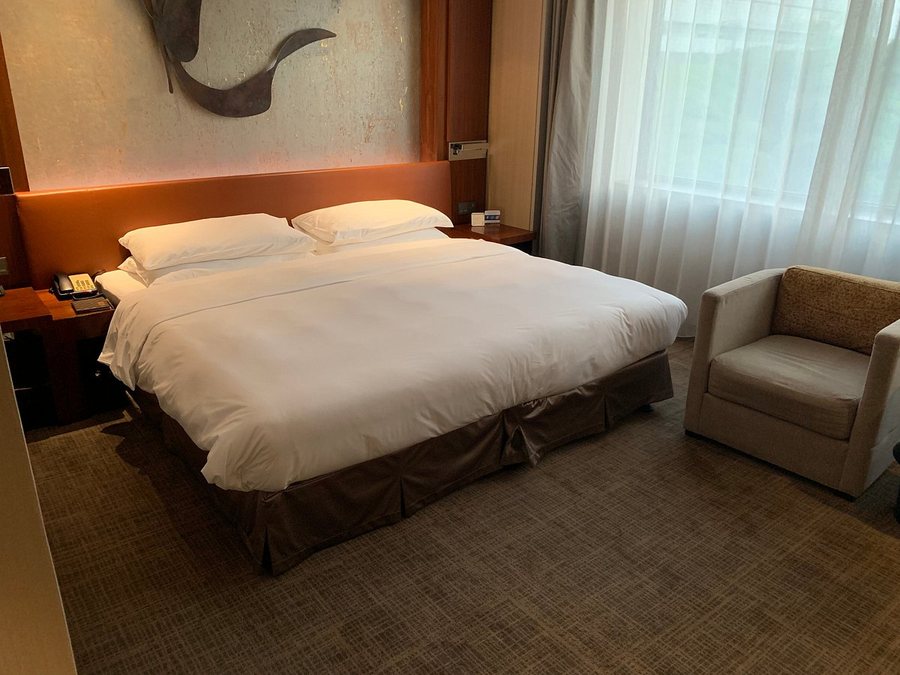 Parkyard Hotel Shanghai — Guest room
