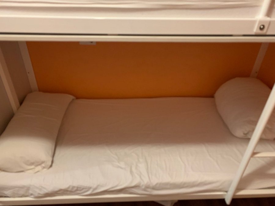 Pars Teatro Hostel Barcelona Catalonia — Guest room