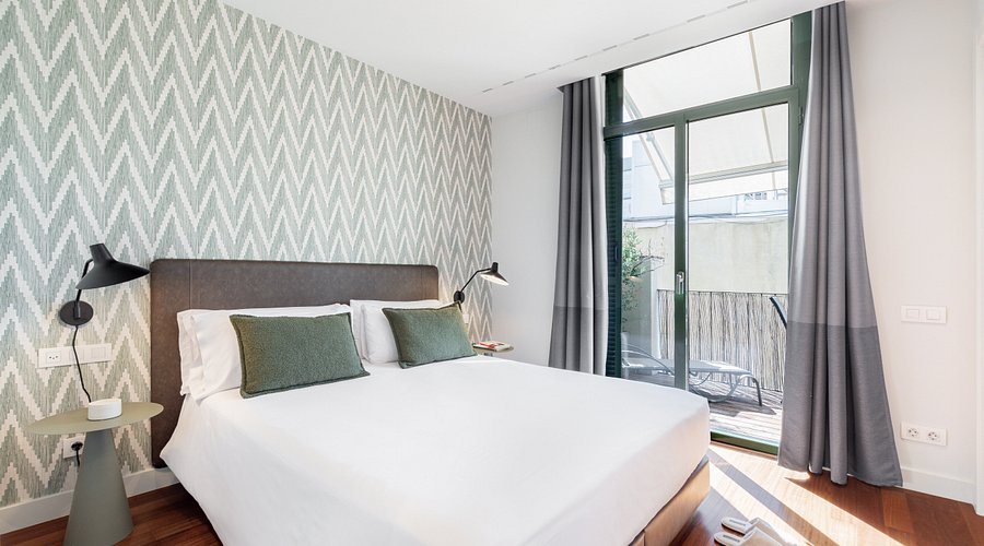 Paseo de Gracia Bas Apartments by Aspasios Barcelona Catalonia — Guest room
