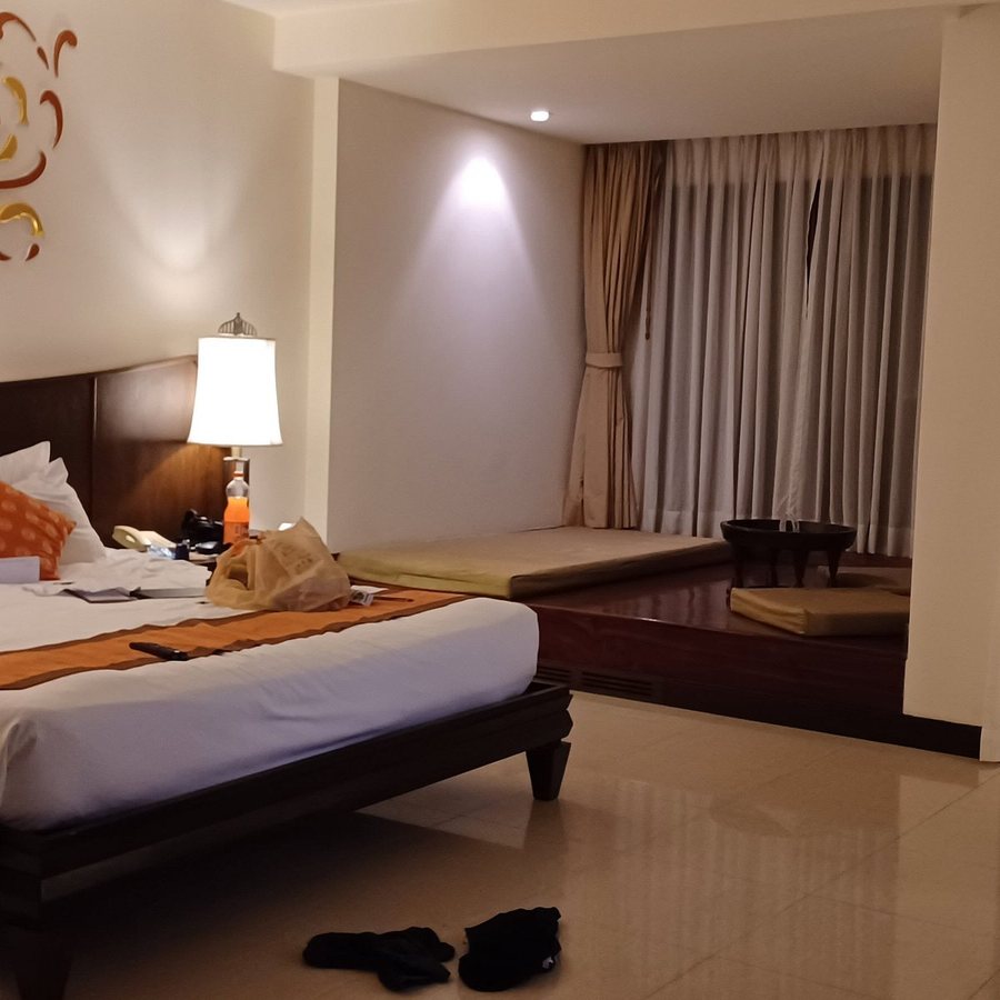 Patong Paragon Resort Spa — Guest room