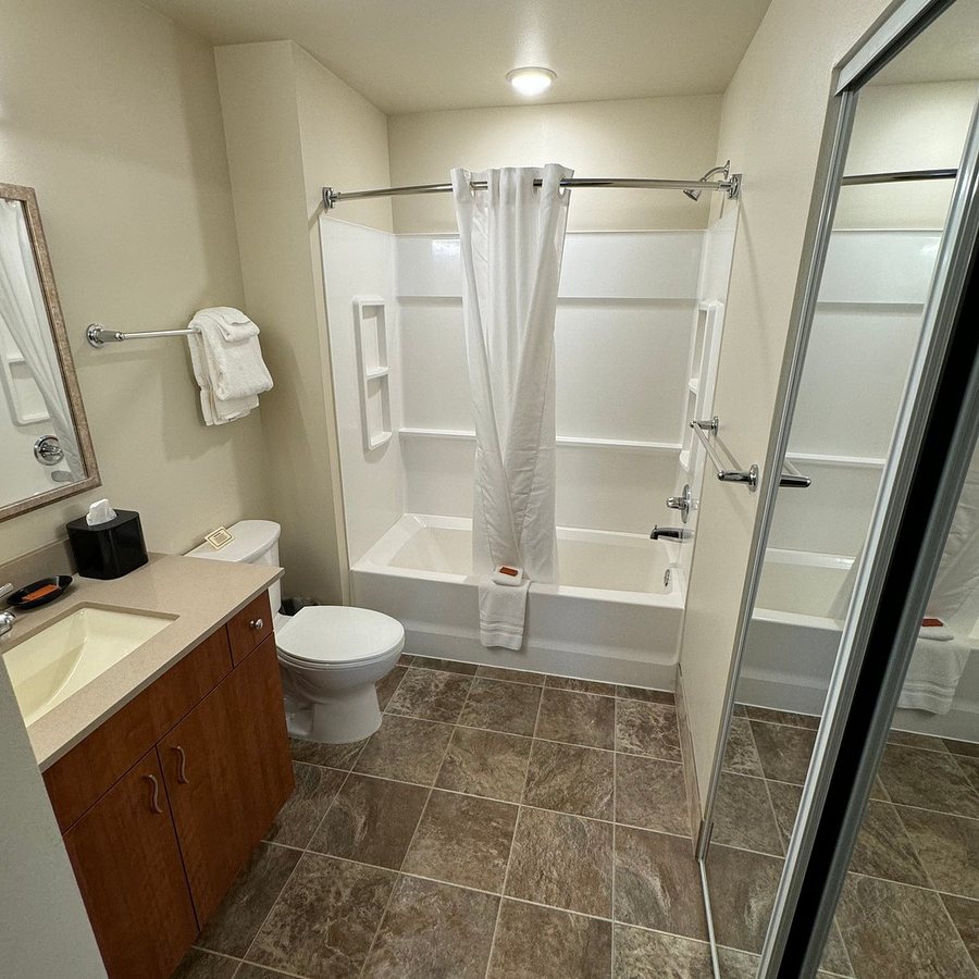 Paula s Place B B — Bathroom
