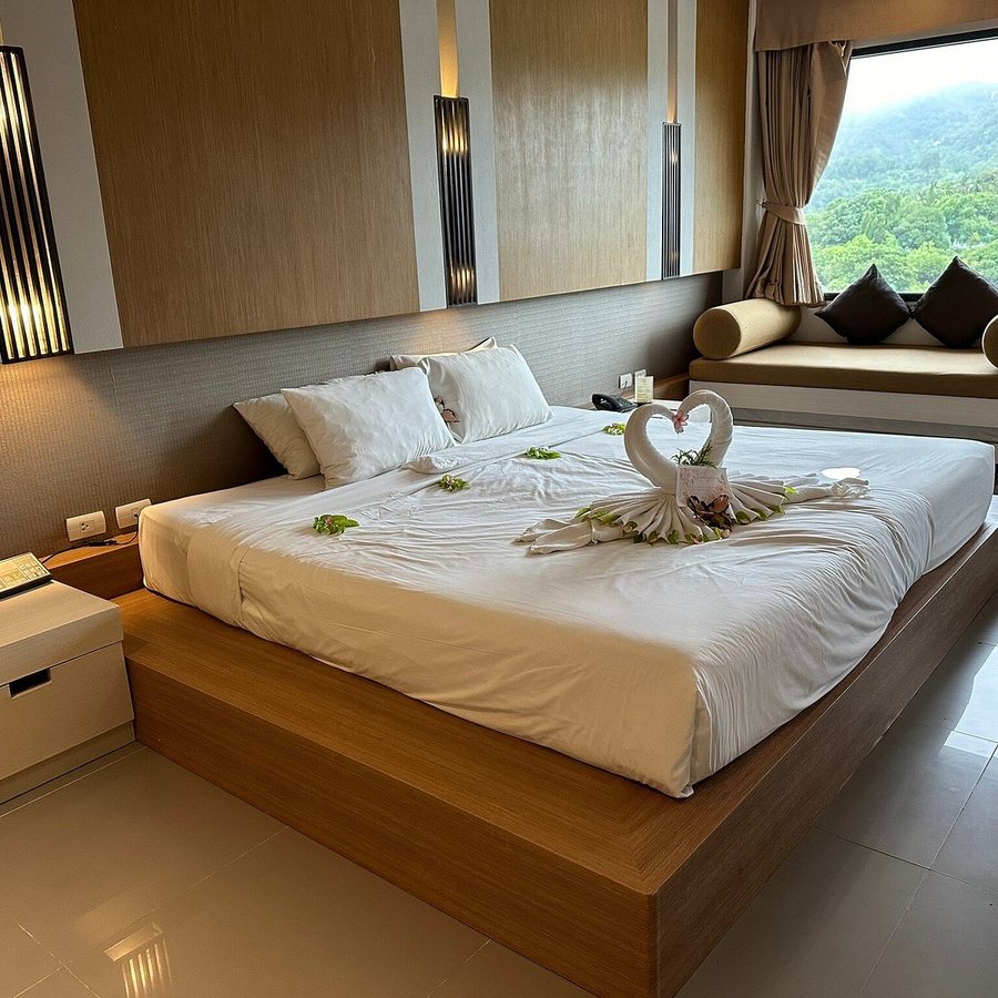 Peach Blossom Resort — Guest room
