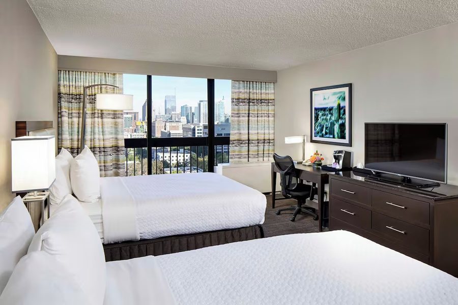 Peachtree Towers Condominium — Guest room