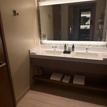 Pechanga RV Resort — Bathroom