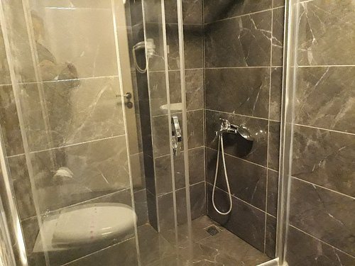 Pelican House Hotel Istanbul — Bathroom
