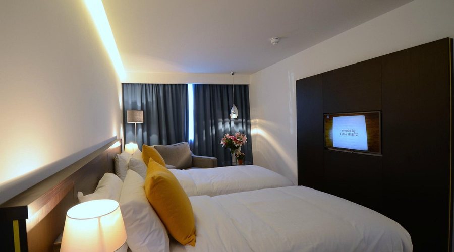 Pelican London Hotel and Residence — Guest room