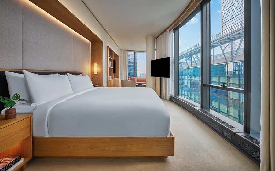 Pendry Manhattan West — Guest room