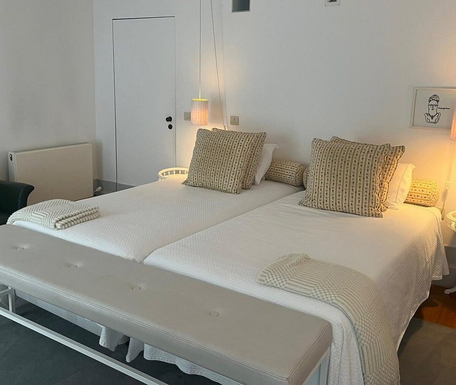 Pensao Favorita — Guest room