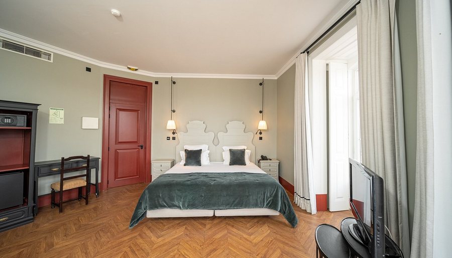 Pensao Londres — Guest room