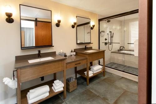 Perry KOA — Bathroom