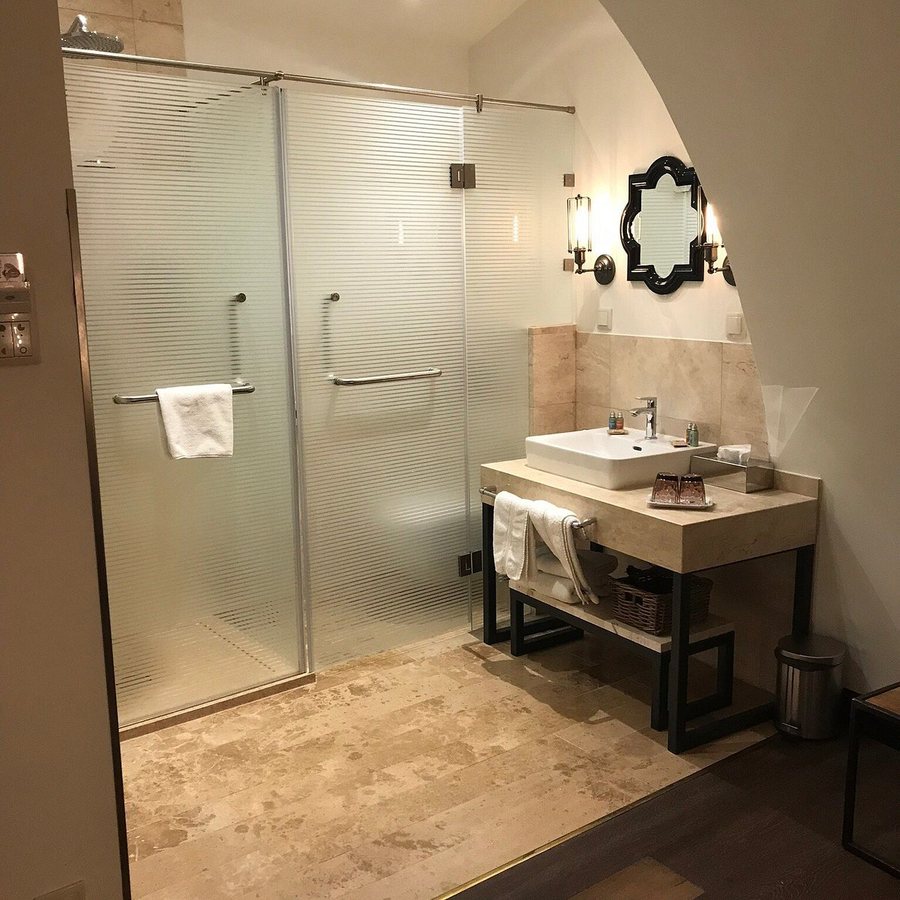Pest Buda Design Boutique Hotel — Bathroom
