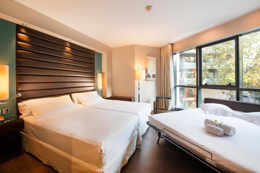 Pestana Arena Barcelona Catalonia — Guest room