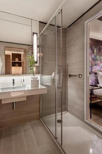 Pestana Douro Riverside Preferred Hotels Resorts Lifestyle — Bathroom