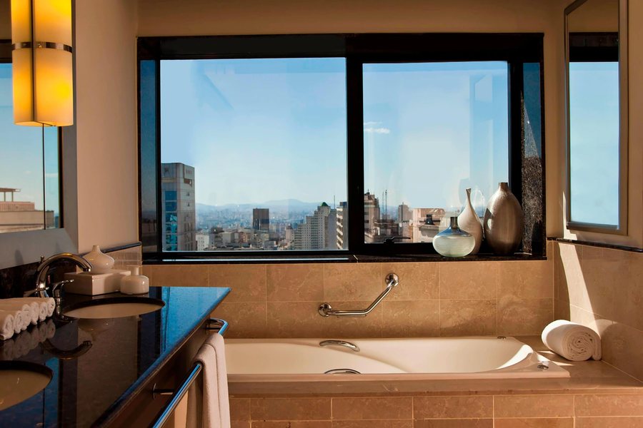 Pestana Sao Paulo — Bathroom