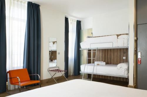 Petit Palace Plaza del Carmen — Guest room