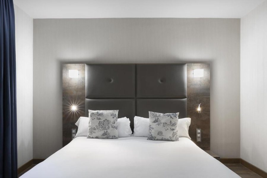 Petit Palace Posada del Peine — Guest room