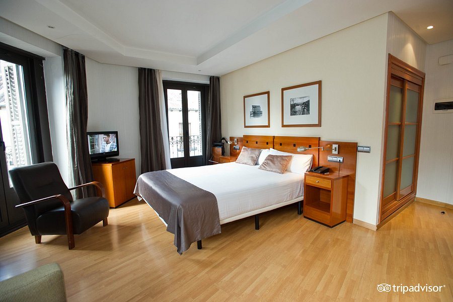 Petit Palace Preciados — Guest room