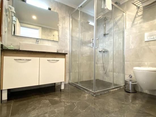 Phellos Suites Istanbul — Bathroom