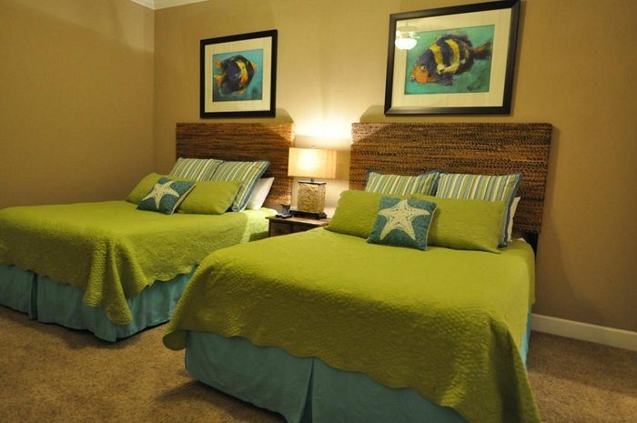 Phoenix West — Guest room