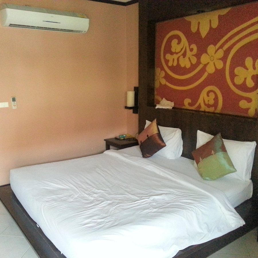 Phuket Kata Resotel — Guest room