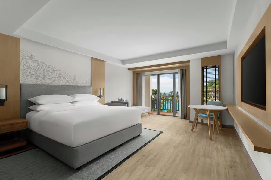 Phuket Marriott Resort Spa Merlin Beach Patong Kathu Phuket — Guest room