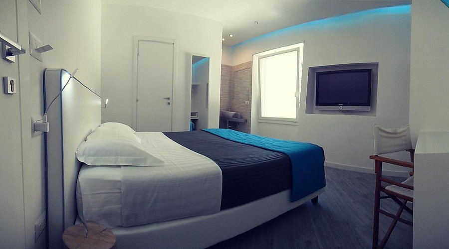 Piccolo Borgo — Guest room