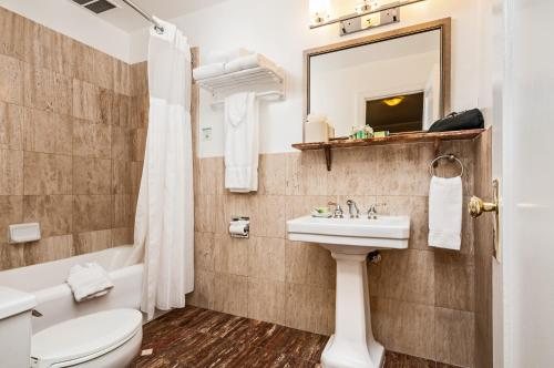 Pickwick Hotel San Francisco — Bathroom