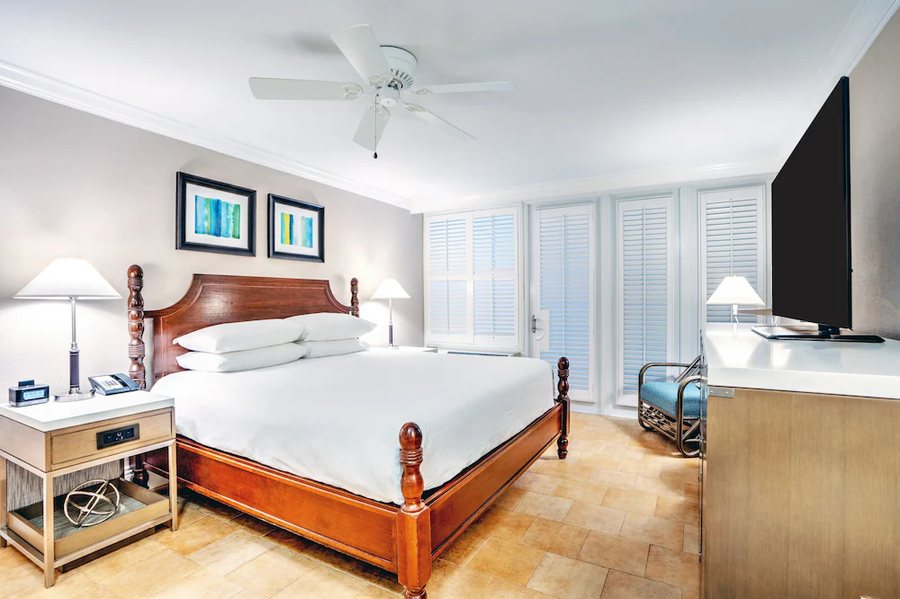 Pier House Resort Spa — Guest room