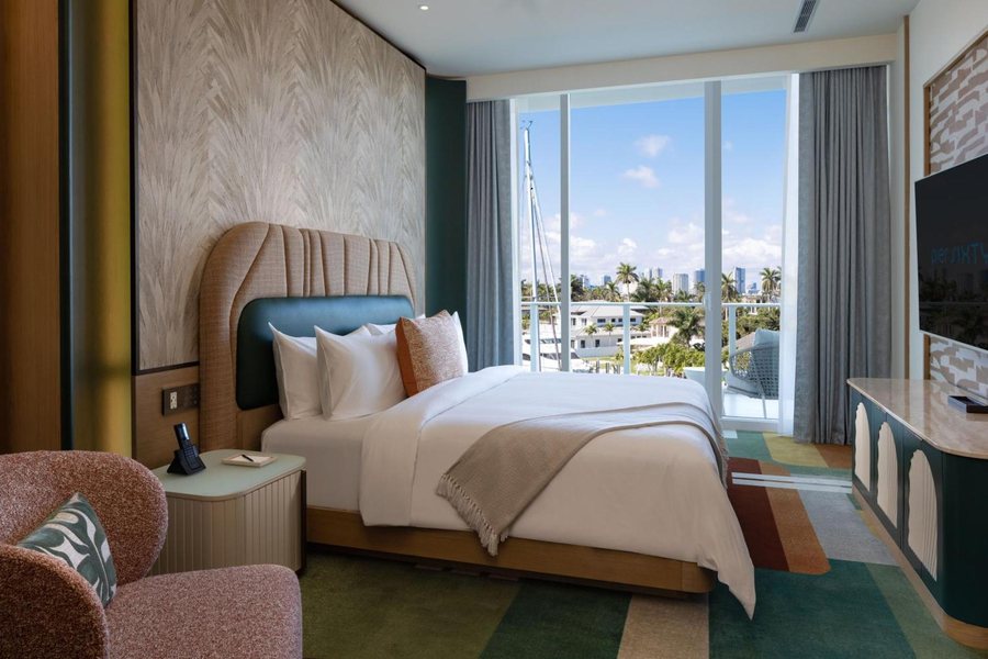 Pier Sixty Six — Guest room