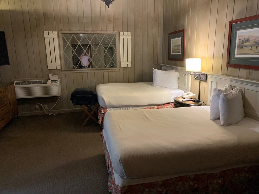 Pine Needles Resort and Country Club — Guest room