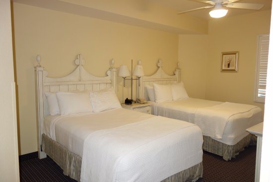 Pink Shell Beach Resort Marina — Guest room