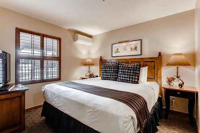 Pinon Court By La Fonda Santa Fe New Mexico — Guest room