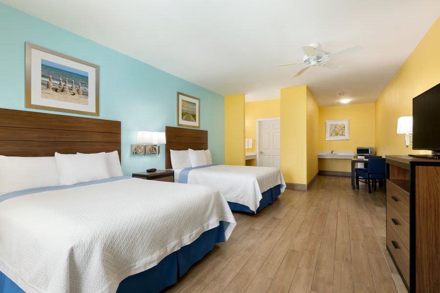 Pioneer RV Beach Resort — Guest room