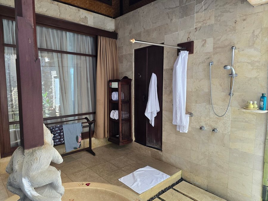 Pita Maha Resort And Spa — Bathroom