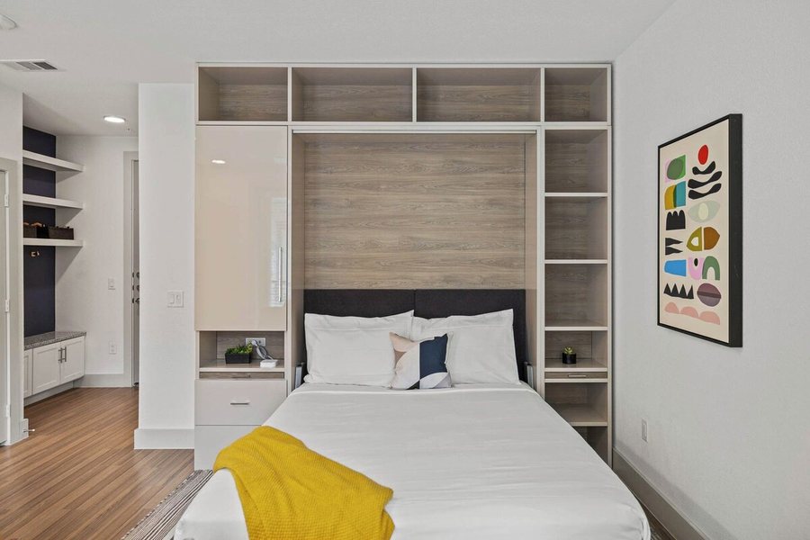 Placemakr Austin Downtown Apartments by Hilton — Guest room