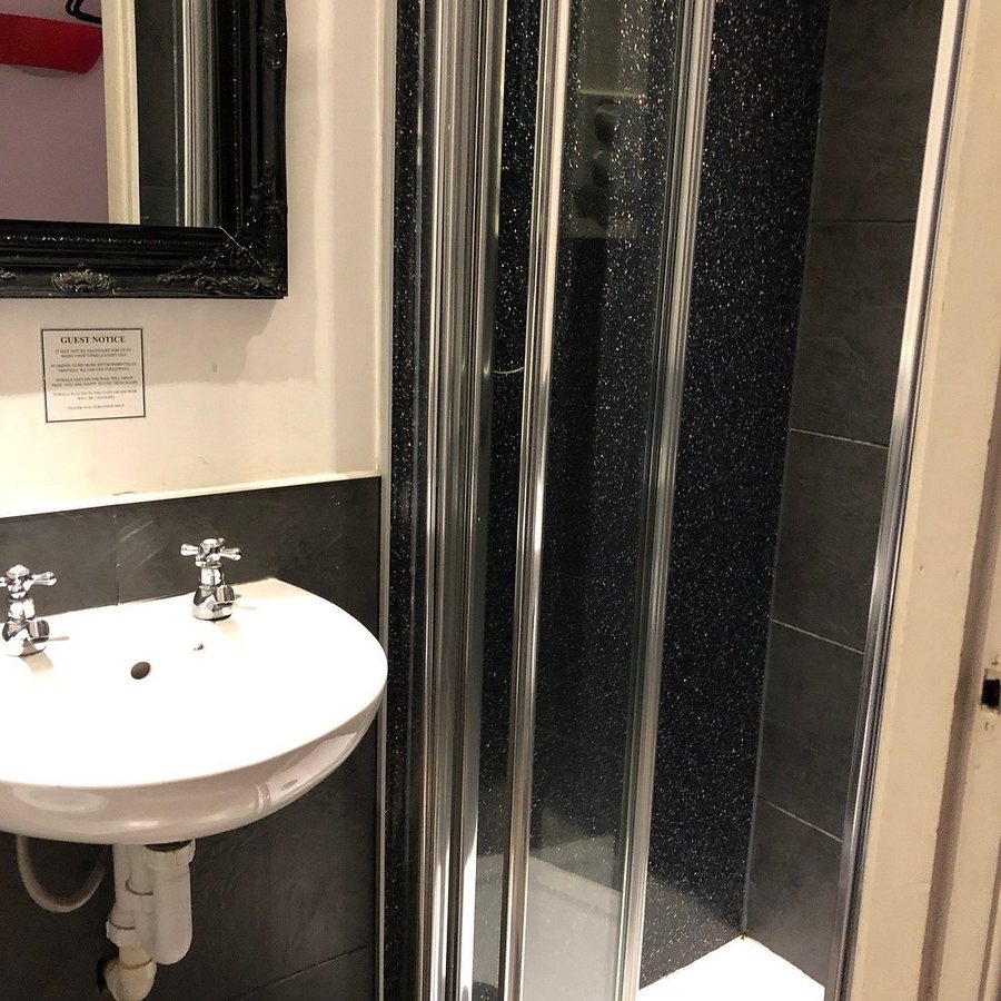 Playfair House Hotel — Bathroom