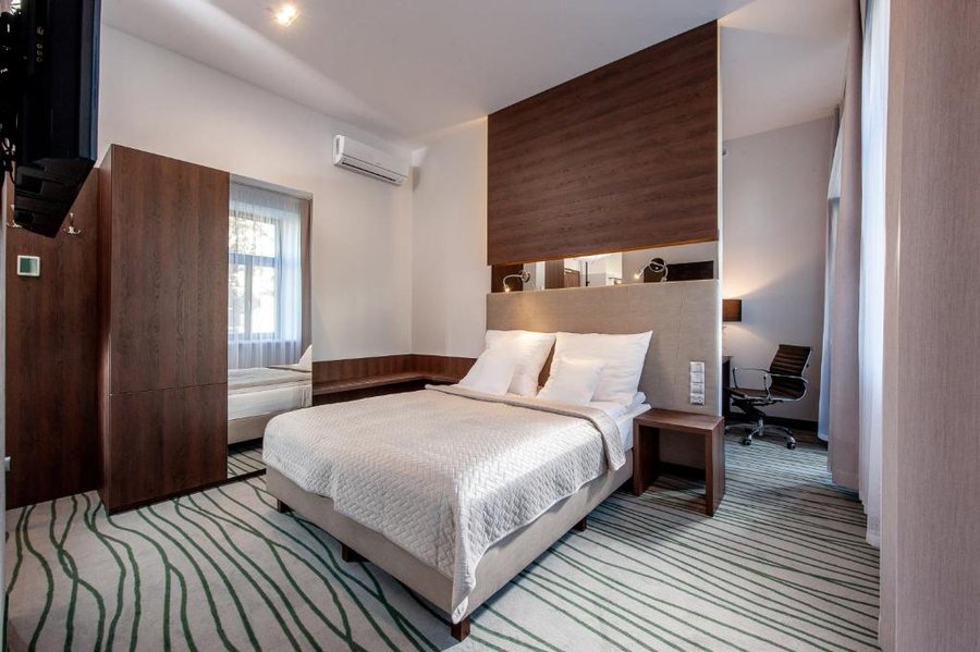 Plaza Residence Self Check in — Guest room