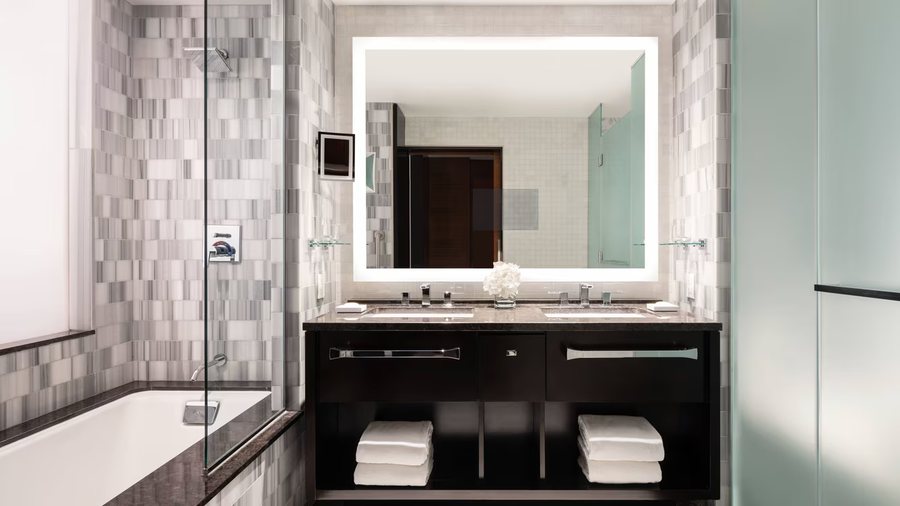 Podshare Los Angeles California — Bathroom