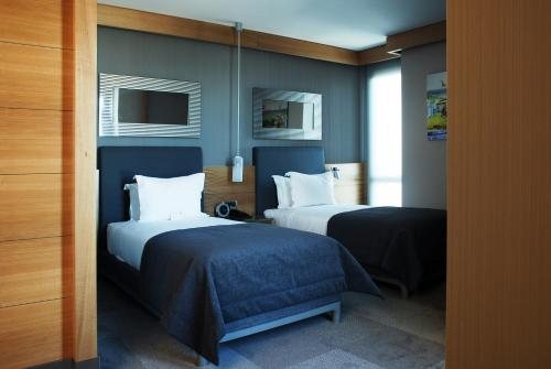 Point Hotel Barbaros Istanbul — Guest room