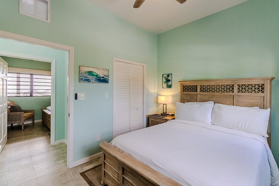 Point Pleasant Resort — Guest room