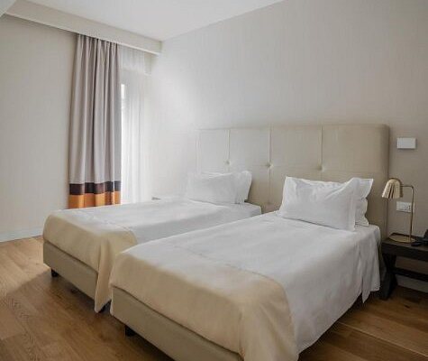 Politeama Center — Guest room