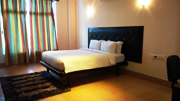 Polo Tura Hotel — Guest room