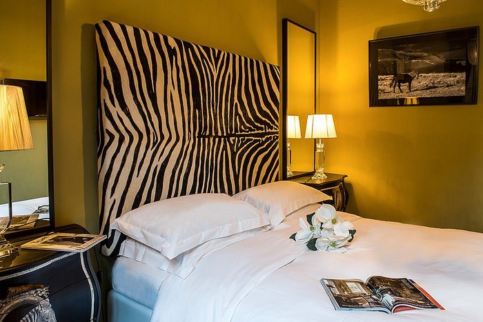 Porcellino Gallery — Guest room