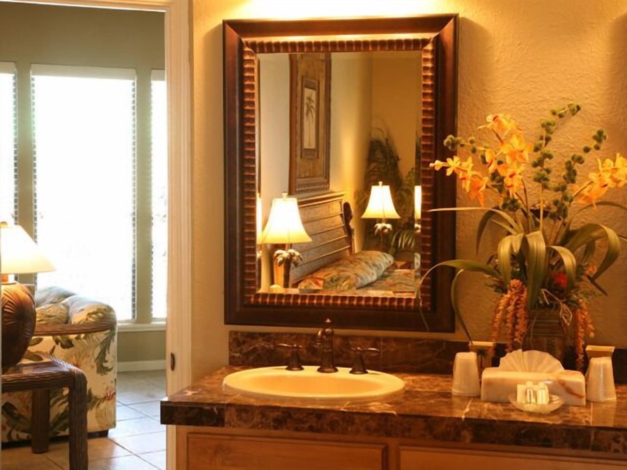 Port Royal Ocean Resort Conference Center — Bathroom