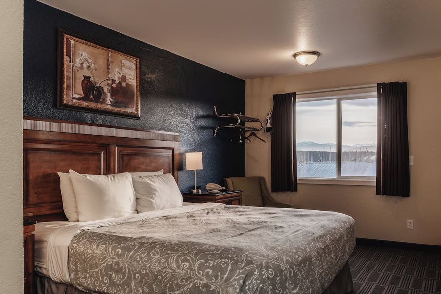 Port Townsend Inn — Guest room