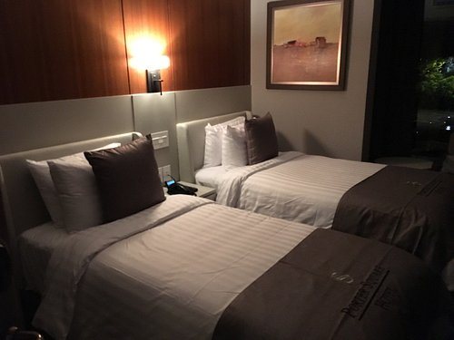 Porter Square Hotel — Guest room
