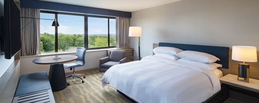Portland Sheraton at Sable Oaks — Guest room