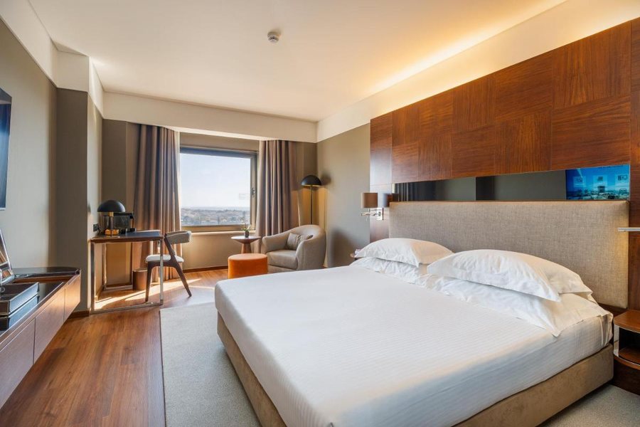 Porto Palacio Hotel by The Editory — Guest room