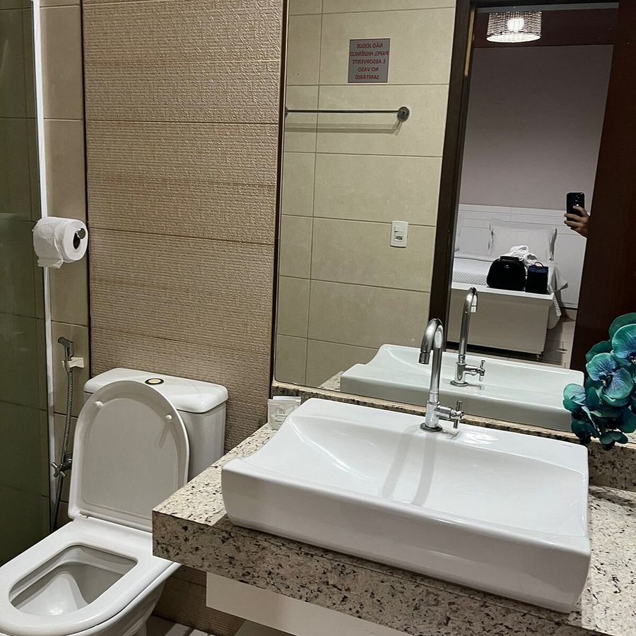Pousada Da Praca — Bathroom